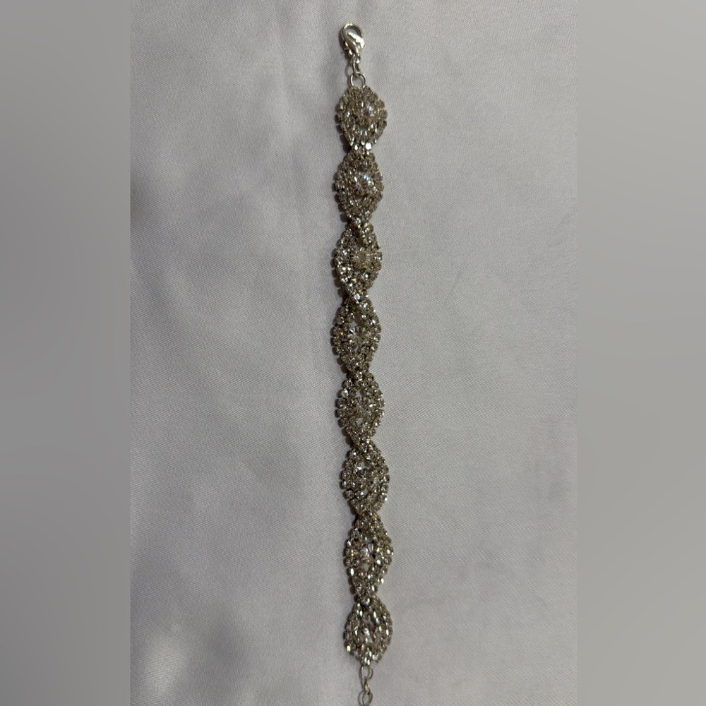 Elegant Silver Rhinestone Bracelet